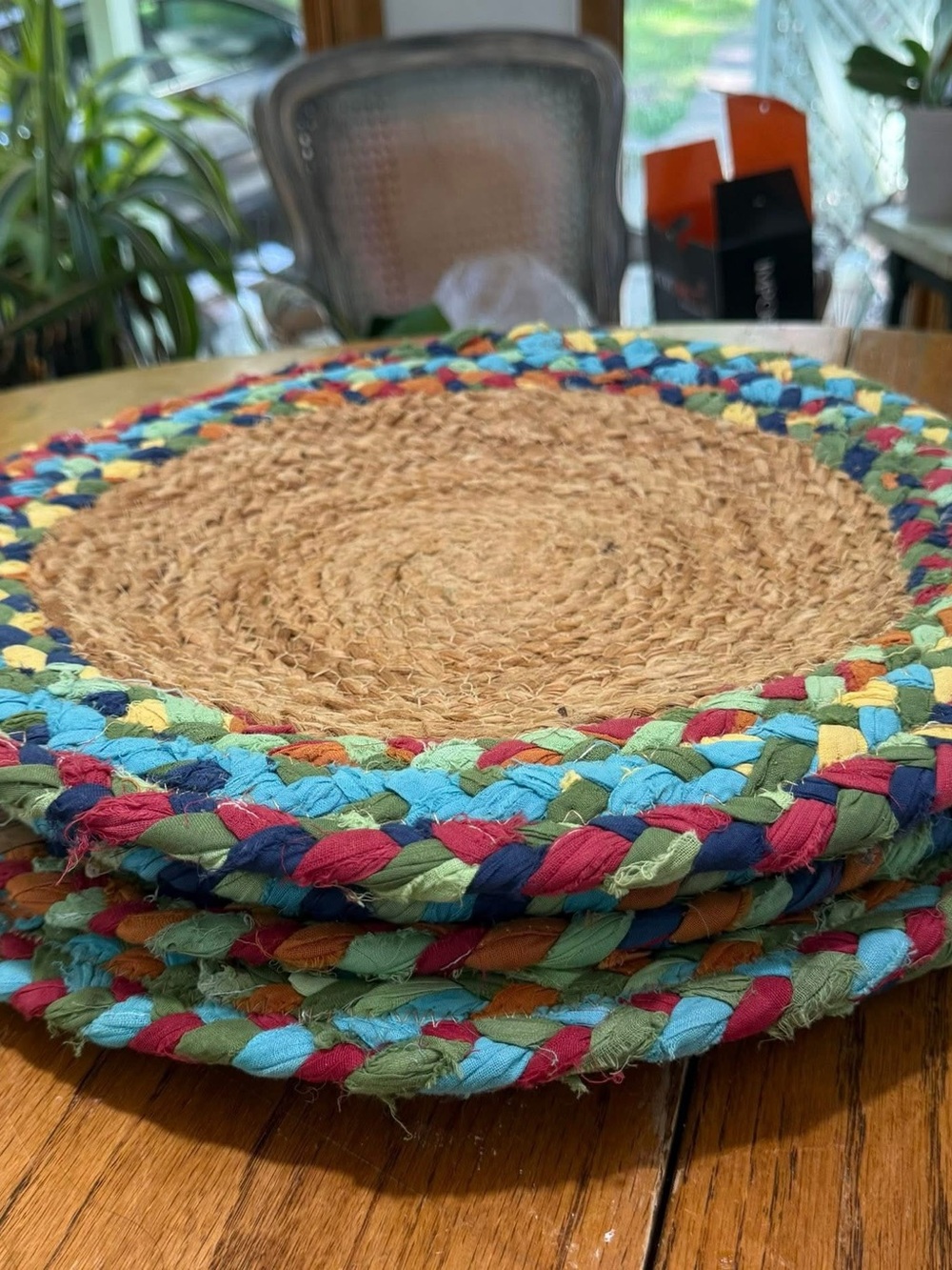 Fraiche Maison Round Placemat - Natural Tan with Multicolor Braid
